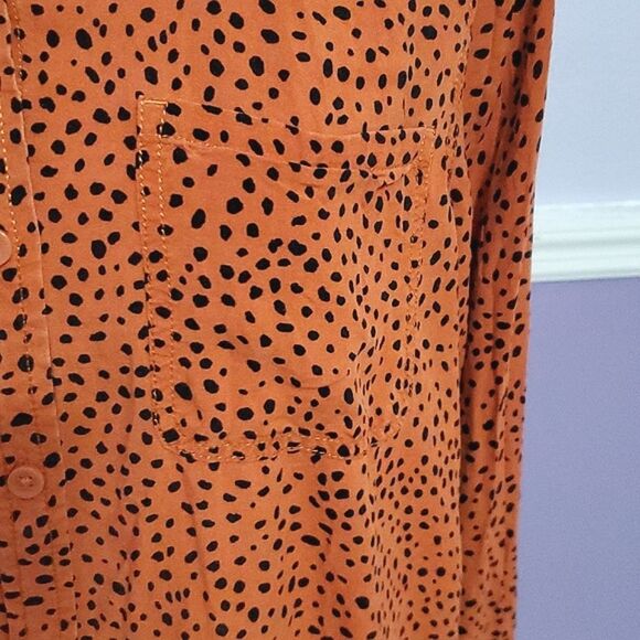 BeachLunchLounge Rust & Black Spotted Flowy Button Down Shirt Boho - Picture 3 of 13